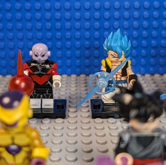 8 Minifigures- Dragon Ball Z Anime Building Block Toy Action Figures Goku Super - Picture 4 of 10